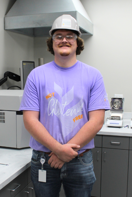 Bryant-Gillund-Amber Wave-operations-intern